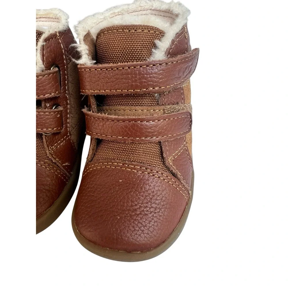 UGG Baby RENNON II SNEAKERS 1143651I CHESTNUT Suede Boots 04/05 In Box 12-18 Mon